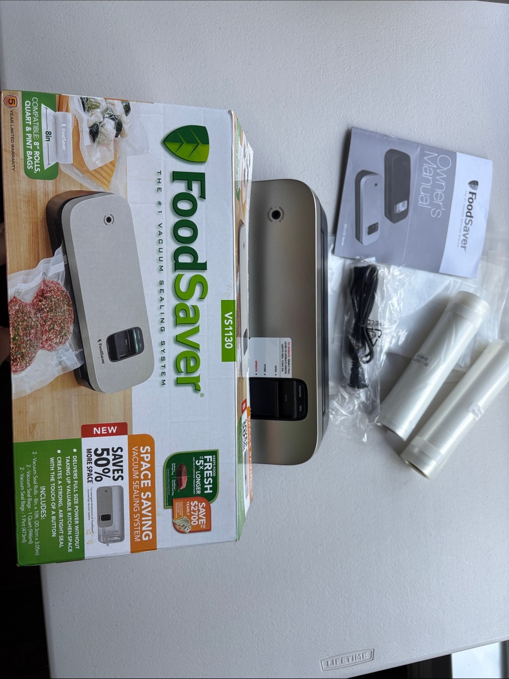 Food Saver VS1130 Vacuum Sealing System - Silver - Picture 3 of 4